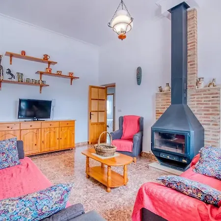 Family In With Year-round Private Pool * Benifaio
