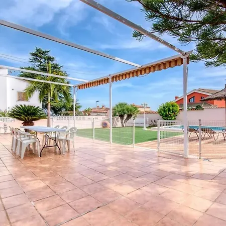 Family In With Year-round Private Pool * Benifaio